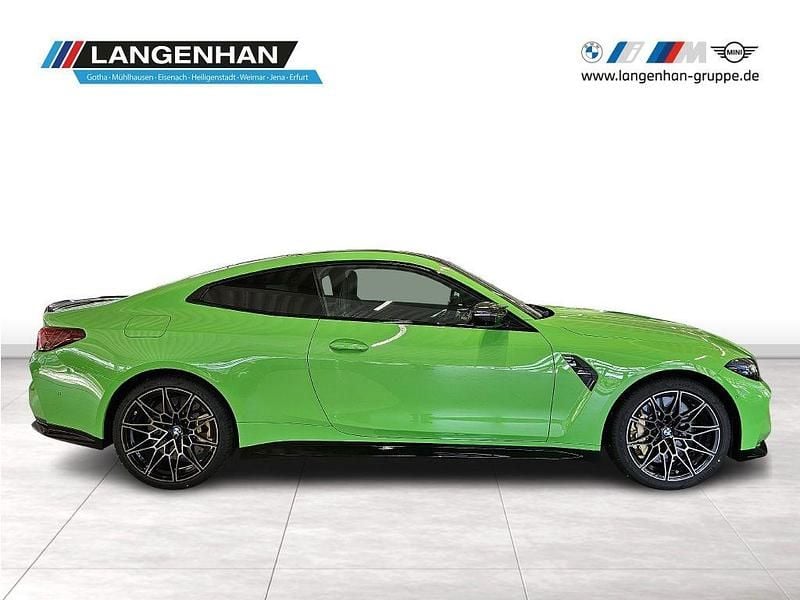 Neu BMW M4 Performance 530 PS (389 kW) 2025 Grün Coupé