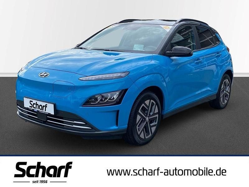 Blau Gebraucht 2022 Hyundai Kona Trend SUV | 19.990 € (Teuer) - Bild 1/4