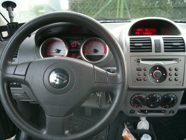 Gebraucht Suzuki Ignis 128 PS (94 kW) 2006 Schwarz Kleinwagen