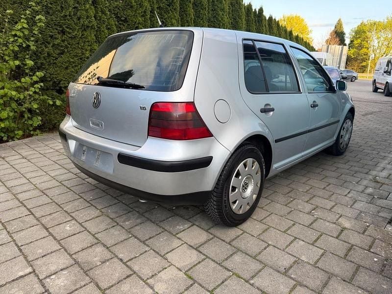 Gebraucht VW Golf IV 102 PS (75 kW) 2001 Silber Limousine