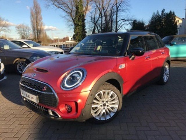 Rot metallic Gebraucht 2019 Mini Cooper S Clubman Kombi | 27.429 € (Teuer) - Bild 1/4