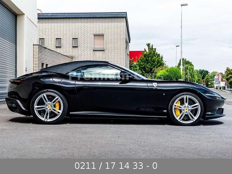 Gebraucht Ferrari Roma 620 PS (456 kW) 2024 Schwarz Coupé
