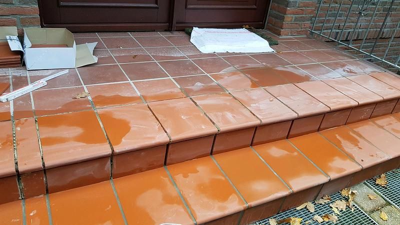 Grau Gebraucht 2025 Audi A6 S-Line Kombi | 7.000 € - Bild 1/4