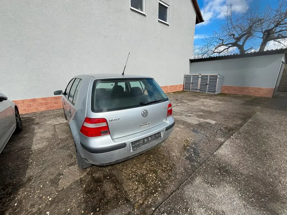Używany VW Golf 101 KM (74 kW) 2003 Szary Coupe