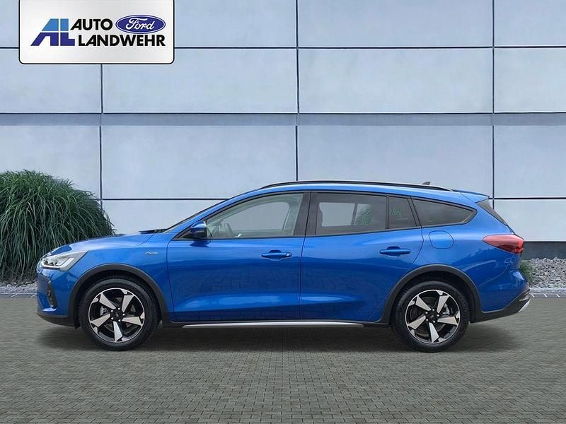 Gebraucht Ford Focus Active X 155 PS (114 kW) 2023 Blau Kombi
