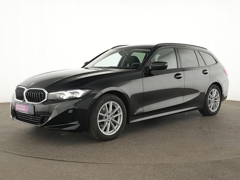 Black sapphire Gebraucht 2024 BMW 318 Comfort Edition Limousine | 30.877 € (Superpreis) - Bild 1/4