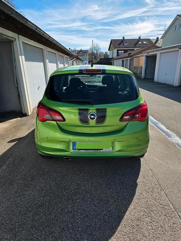 Gebraucht Opel Corsa 100 PS (73 kW) 2015 Grün Kleinwagen