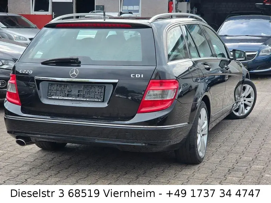 Gebraucht Mercedes C220 170 PS (125 kW) 2011 Schwarz Limousine