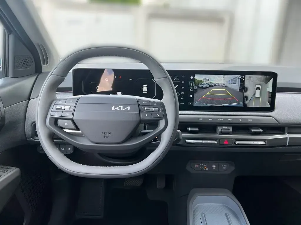 Używany Kia EV3 Earth 203 kW (277 KM) 2026 Niebieski SUV