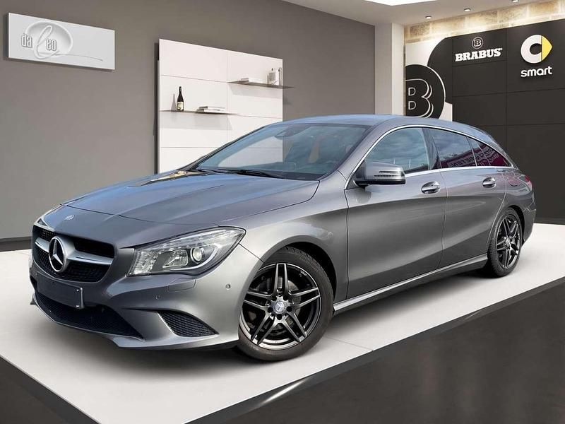 Mountaingrau met. Gebraucht 2016 Mercedes CLA200 AMG Kombi | 11.988 € (Fairer Preis) - Bild 1/4