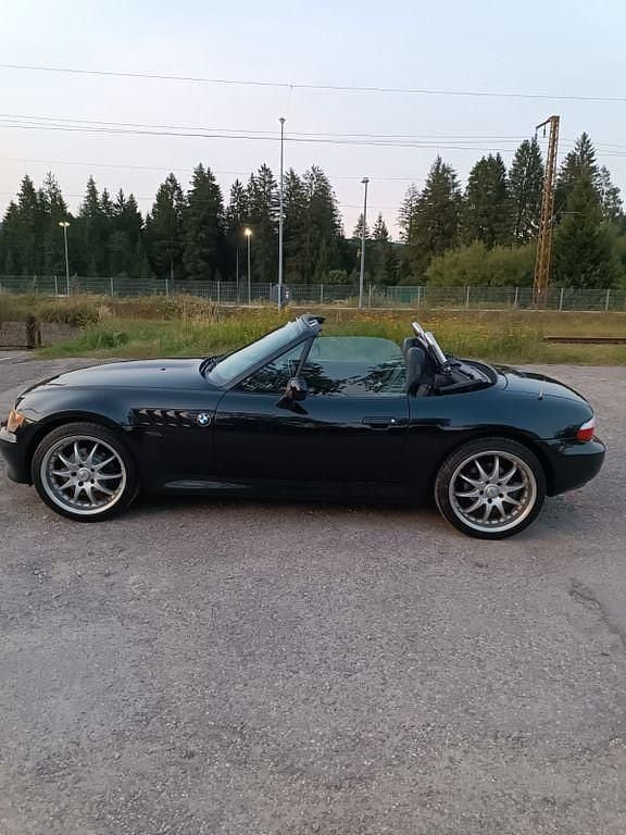 Gebraucht BMW Z3 116 PS (85 kW) 1998 Schwarz Cabrio