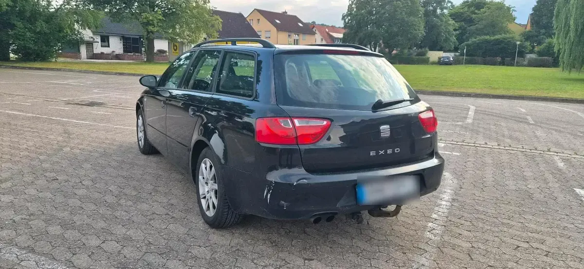 Gebraucht Seat Exeo 143 PS (105 kW) 2012 Schwarz Kombi