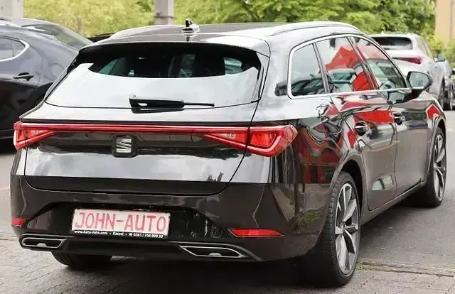 Gebraucht Seat Leon FR 150 PS (110 kW) 2022 Mitternachtsschwarz (metallic) Kombi