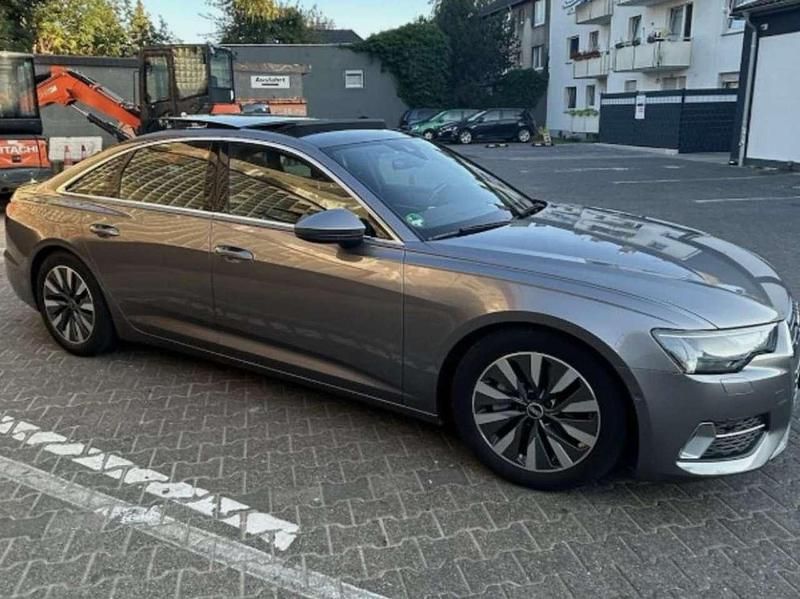 Grau Gebraucht 2020 Audi A6 Sport Kombi | 41.000 € - Bild 1/4