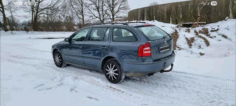 Gebraucht Skoda Octavia 105 PS (77 kW) 2007 Grau Kombi