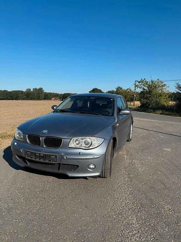 Silber Gebraucht 2005 BMW 120 Kleinwagen | 2.000 € (Superpreis) - Bild 1/4