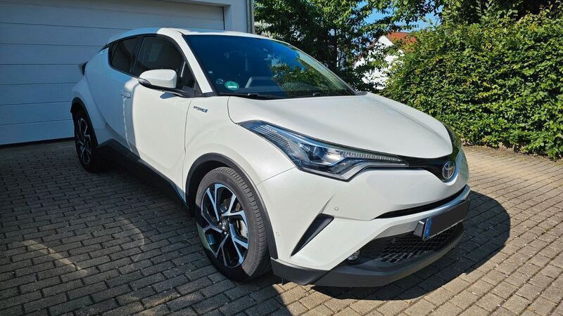 Weiß Gebraucht 2019 Toyota C-HR Team SUV | 19.500 € (Fairer Preis) - Bild 1/4