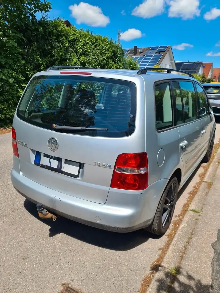 Gebraucht VW Touran 115 PS (84 kW) 2003 Silber Van / Kleinbus