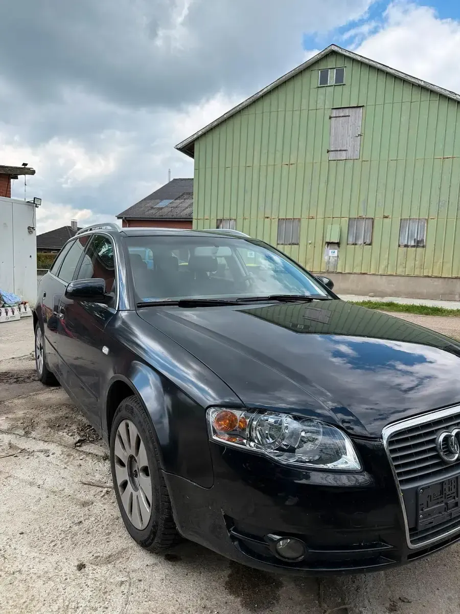 Gebraucht Audi A4 131 PS (96 kW) 2007 Schwarz Kombi