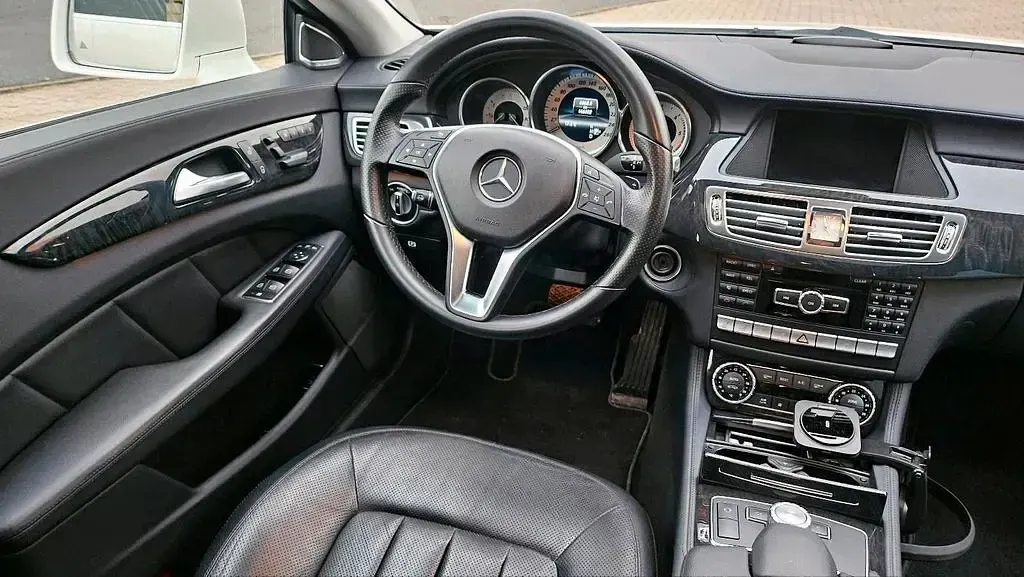 Gebraucht Mercedes CLS350 Shooting Brake 265 PS (194 kW) 2013 Weiß Kombi