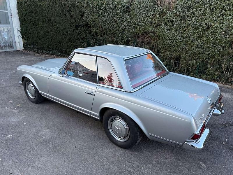 Gebraucht Mercedes 280 224 PS (164 kW) 1969 Silber Cabrio