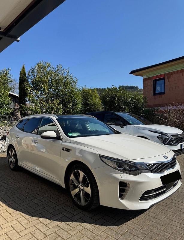 Gebraucht Kia Optima GT-Line 141 PS (103 kW) 2017 Weiß Kombi