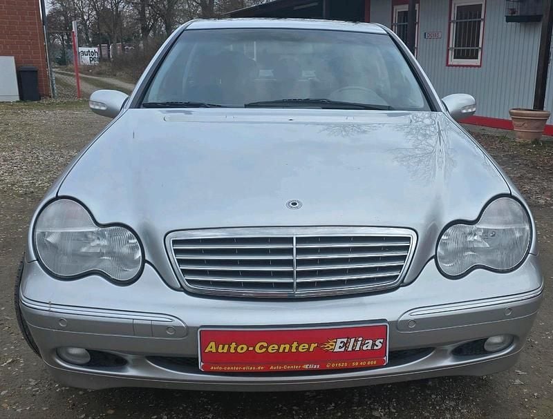 Gebraucht Mercedes C240 170 PS (125 kW) 2001 Silber Limousine