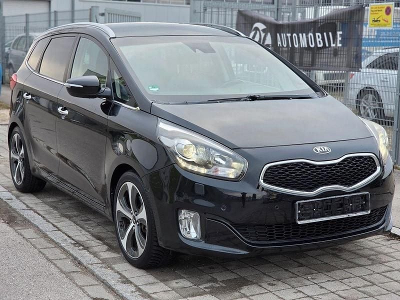 Gebraucht Kia Carens Spirit 136 PS (100 kW) 2015 Schwarz Van / Kleinbus