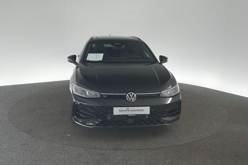 Gebraucht VW Passat R-line 265 PS (194 kW) 2024 Schwarz Kombi