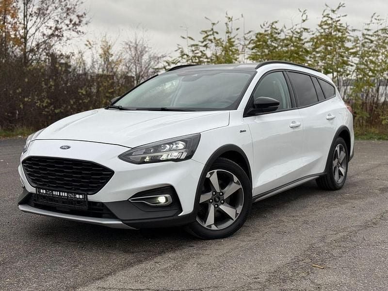 Weiß Gebraucht 2020 Ford Focus Active X Limousine | 12.000 € (Fairer Preis) - Bild 1/4