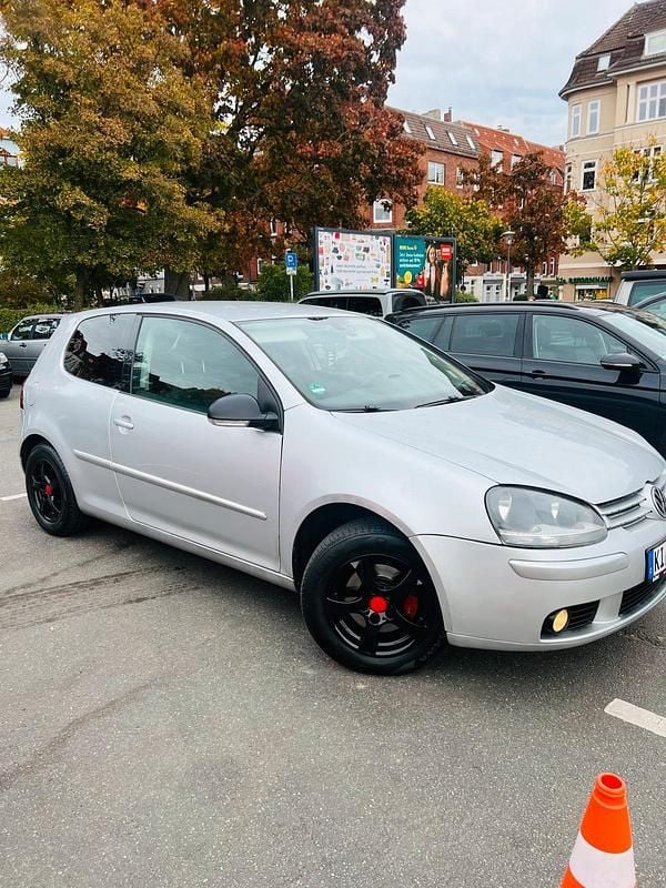 Silber Gebraucht 2008 VW Golf V Coupé | 1.750 € (Guter Preis) - Bild 1/4