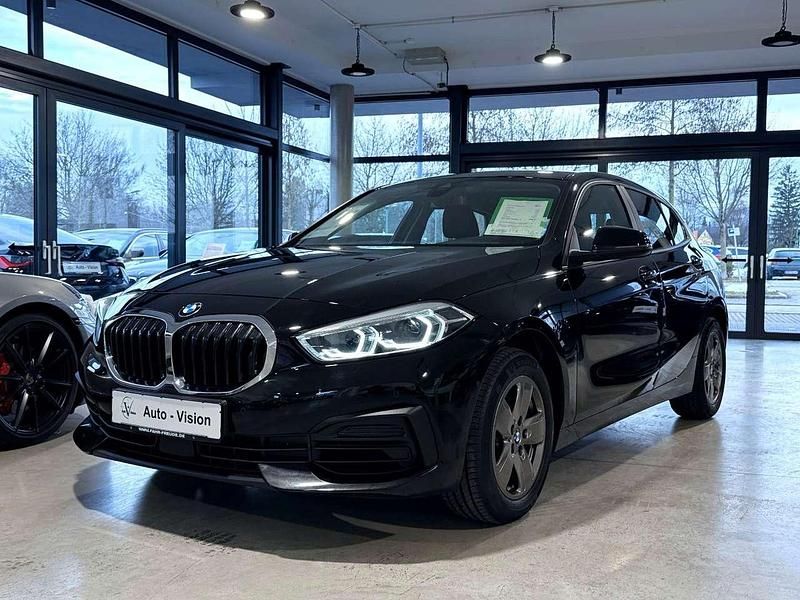 Gebraucht BMW 116 Advantage 109 PS (80 kW) 2022 Schwarz Kleinwagen