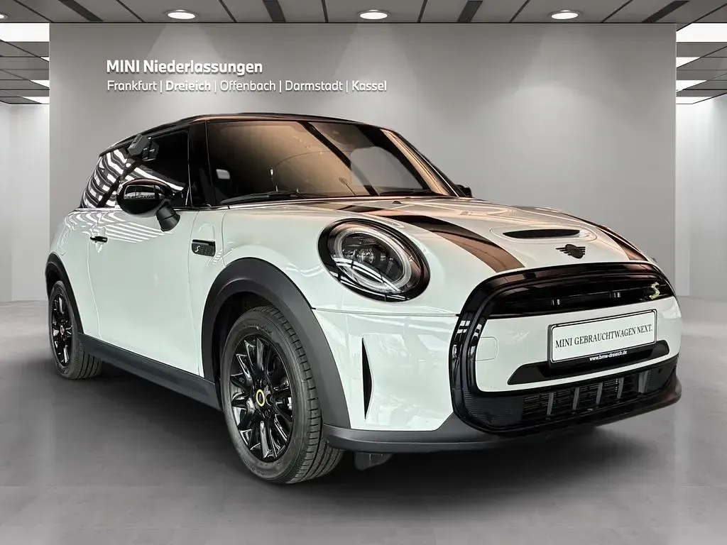 Gebraucht Mini Cooper SE 135 kW (184 PS) 2023 Weiß Kleinwagen