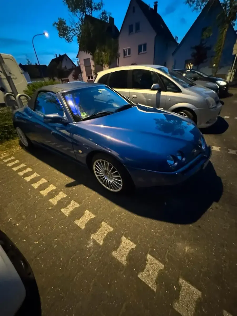Gebraucht Alfa Romeo Spider 155 PS (114 kW) 2000 Blau Cabrio