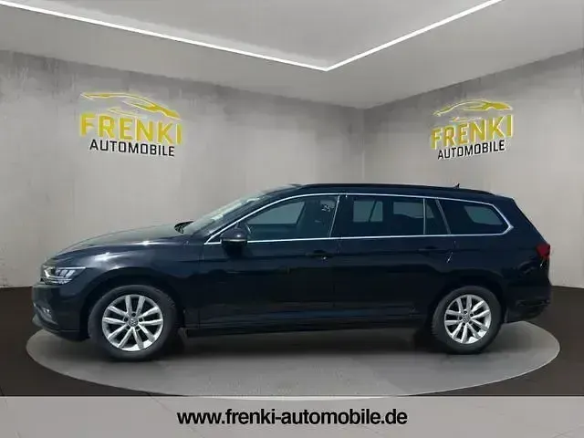 Gebraucht VW Passat Business 150 PS (110 kW) 2020 Deep black Kombi