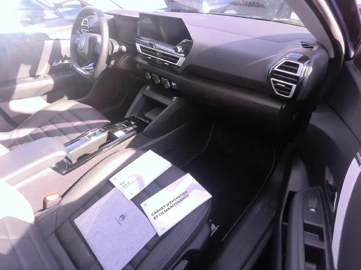 Gebraucht Citroën C4 136 PS (100 kW) 2025 Blau (bleu) SUV