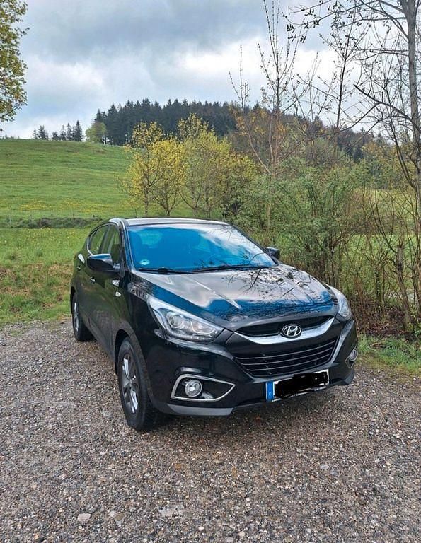 Gebraucht Hyundai ix35 136 PS (100 kW) 2015 Schwarz SUV
