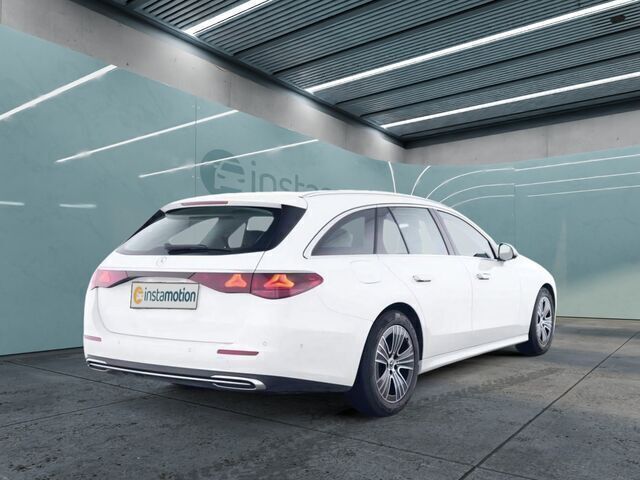 Gebraucht Mercedes E220 Advanced 197 PS (144 kW) 2023 Weiß Kombi