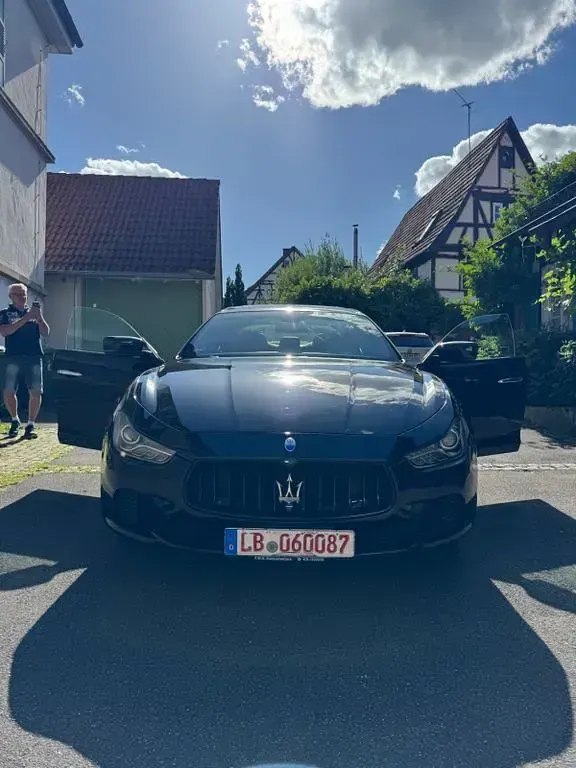 Gebraucht Maserati Ghibli 275 PS (202 kW) 2016 Schwarz Limousine