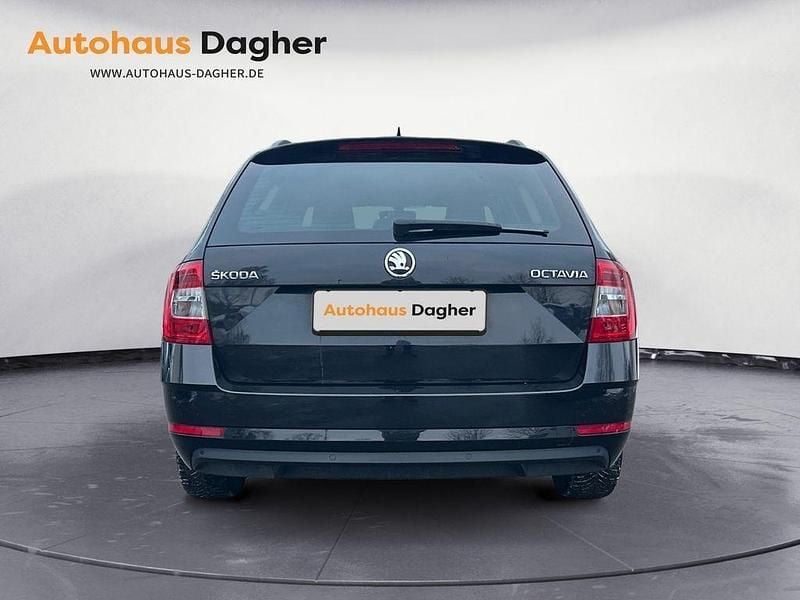 Second-hand Skoda Octavia Soleil 116 CP (85 kW) 2019 Negru Break