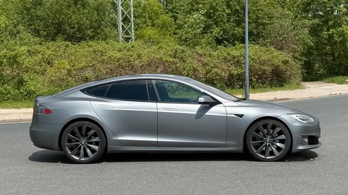 Gebraucht Tesla Model S 386 kW (525 PS) 2017 Grau Kleinwagen