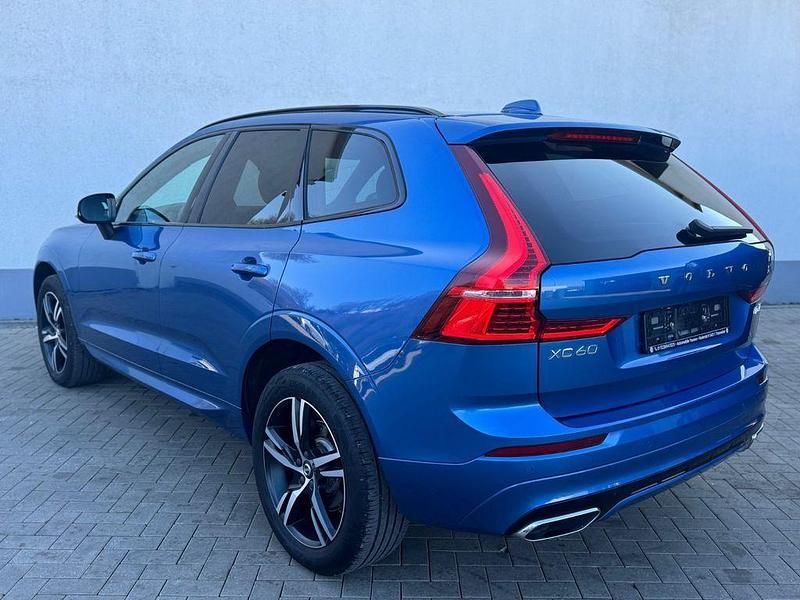Gebraucht Volvo XC60 R-Design 190 PS (139 kW) 2019 Blau SUV