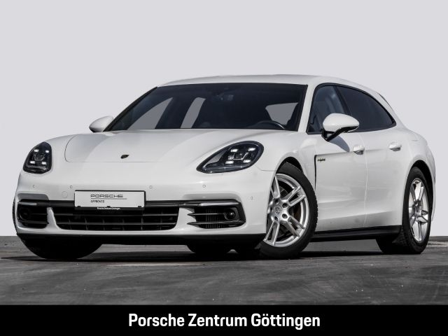 Weiß Gebraucht 2019 Porsche Panamera 4 Sport Turismo Limousine | 67.900 € (Etwas zu teuer) - Bild 1/4