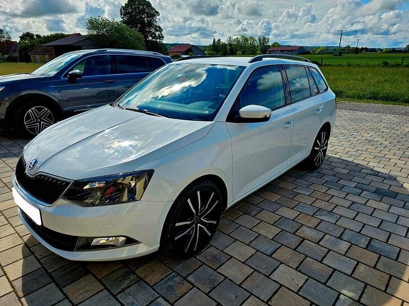 Gebraucht Skoda Fabia Style 90 PS (66 kW) 2015 Weiß Kombi