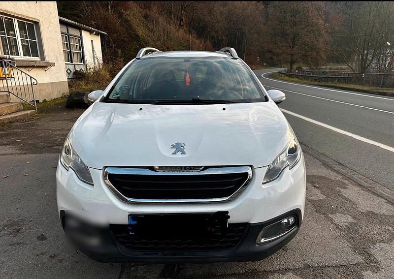 Gebraucht Peugeot 2008 82 PS (60 kW) 2014 Weiß SUV