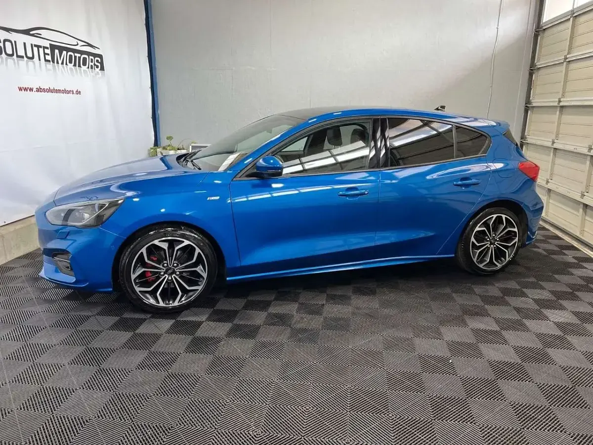 Usado Ford Focus ST-Line 150 CV (110 kW) 2019 Azul Berlina