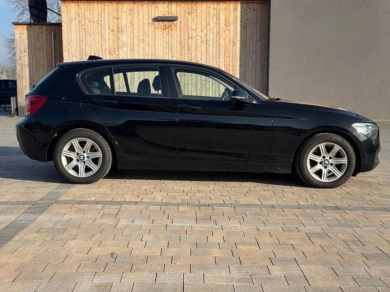 Gebraucht BMW 116 136 PS (100 kW) 2012 Schwarz Kleinwagen