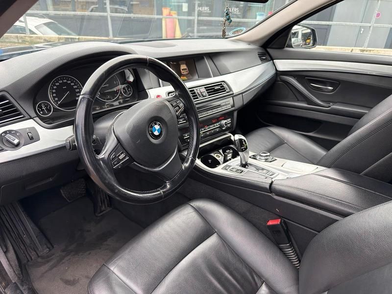 Gebraucht BMW 520 190 PS (139 kW) 2014 Schwarz Kombi