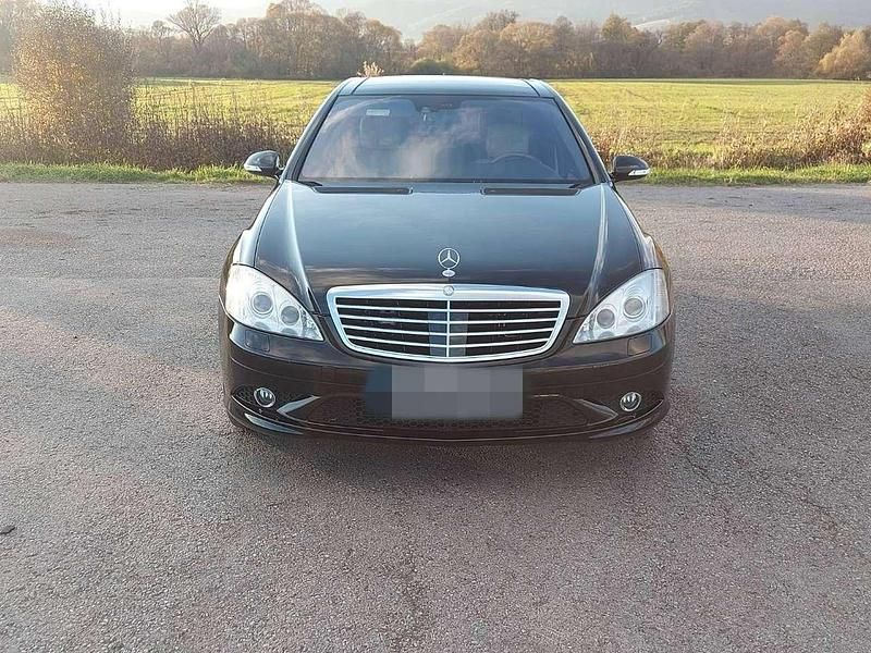 Gebraucht Mercedes S500 387 PS (284 kW) 2010 Schwarz Limousine