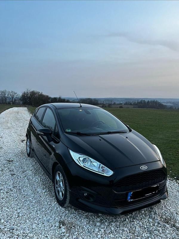Gebraucht Ford Fiesta ST-Line 101 PS (74 kW) 2017 Schwarz Kleinwagen
